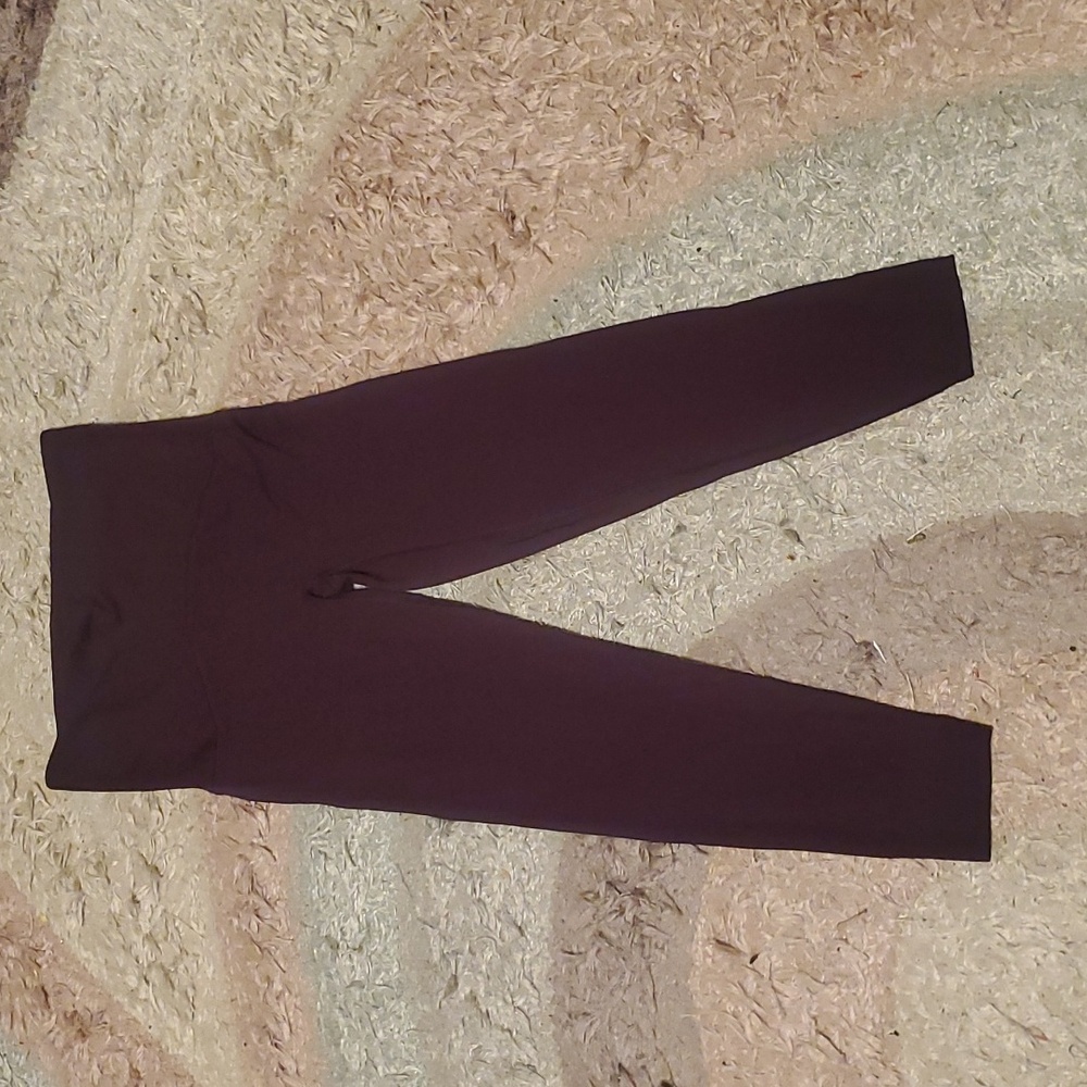 Spanx by Sara Blakely wine purplish Leggings Size Medium